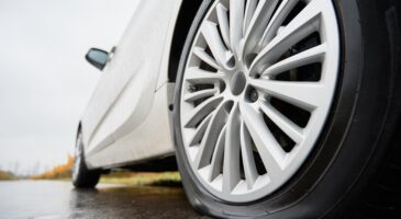 Quelle est la bonne pression pour les pneus de votre voiture ?
