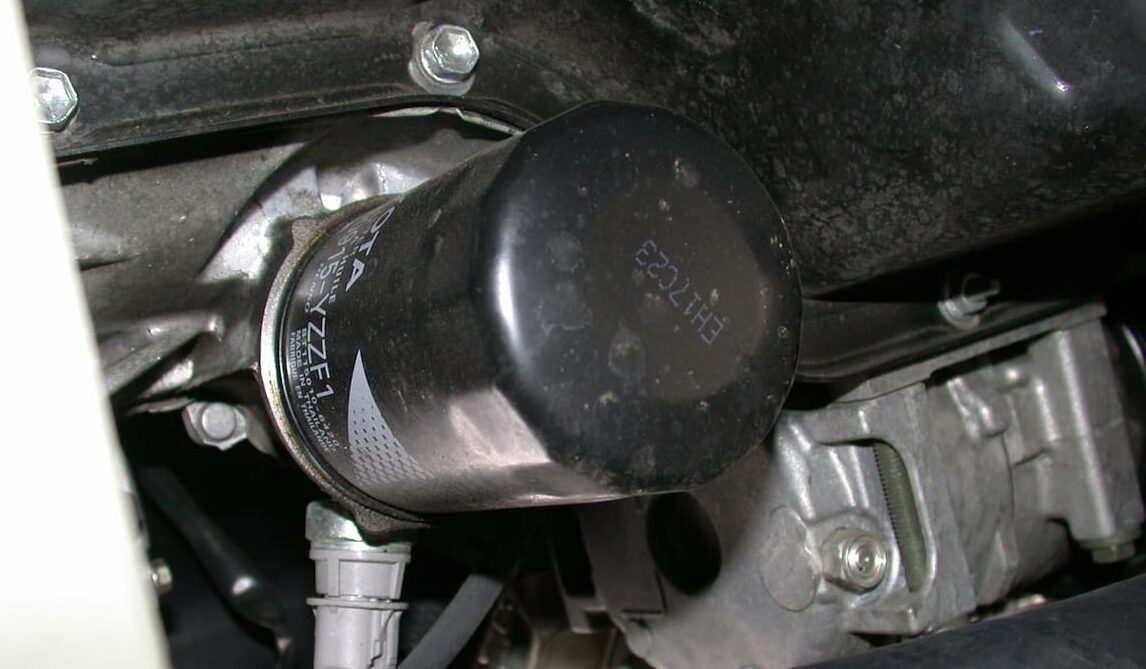 Comment vérifier et changer les filtres à air et à huile de votre voiture ?