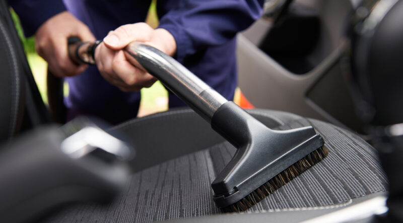 Nettoyer sa voiture : nos astuces pour un intérieur et un extérieur impeccables