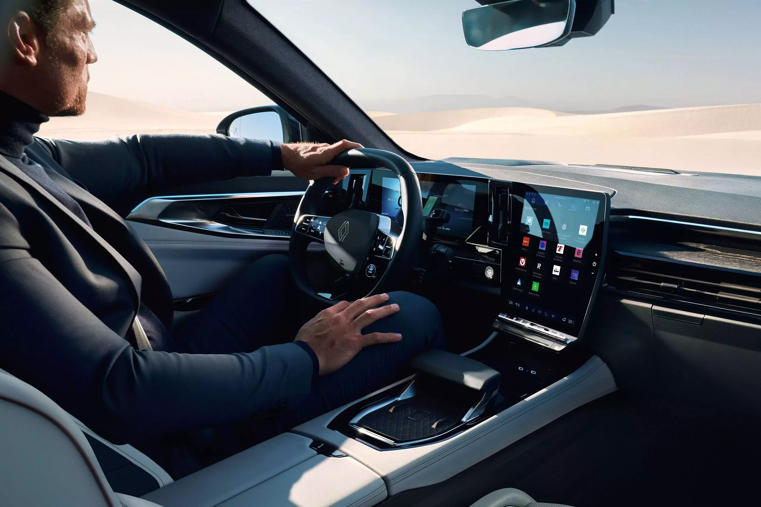 habitabilité renault espace hybride