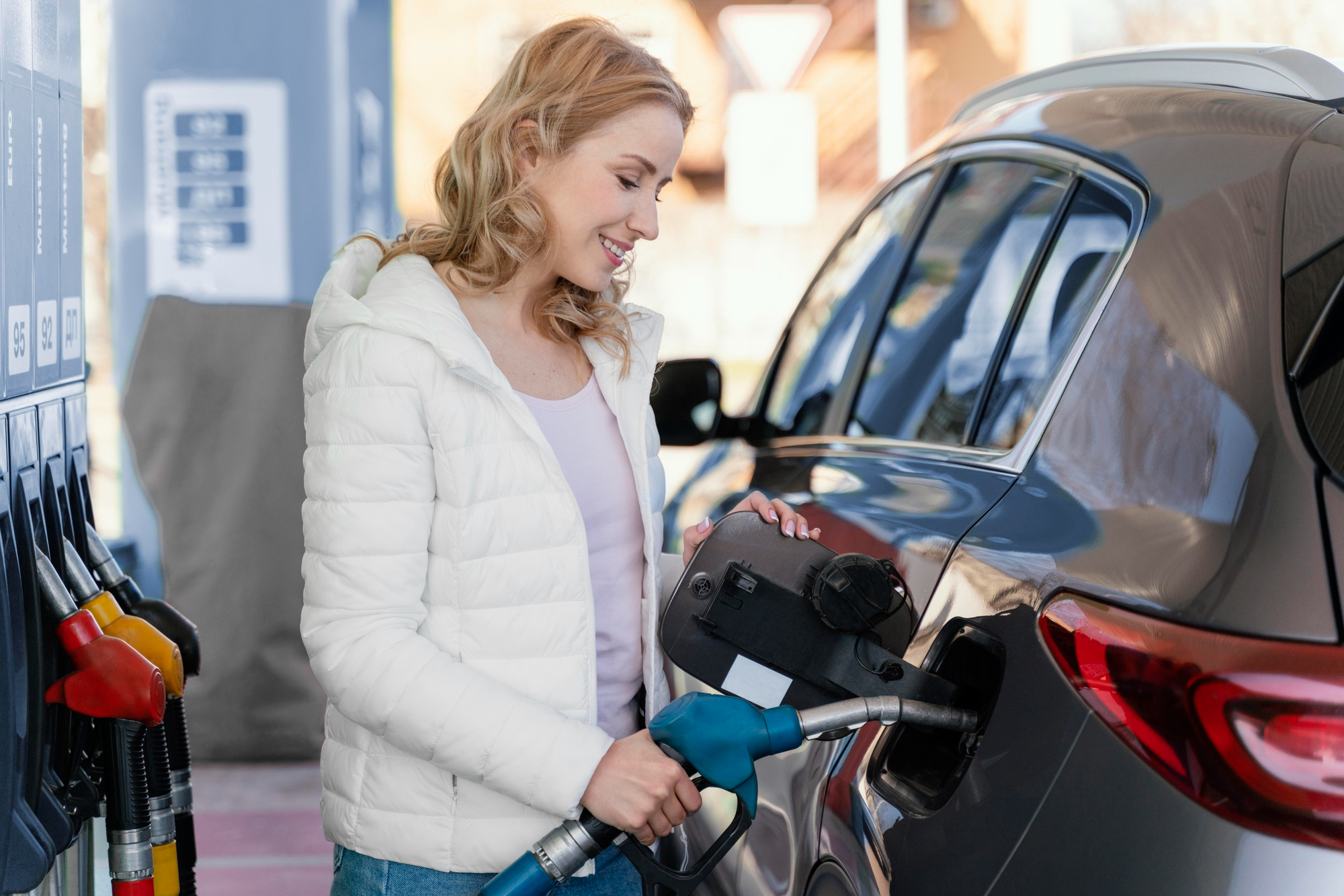 Carburant à prix coûtant : le coup de pouce des enseignes avant les vacances