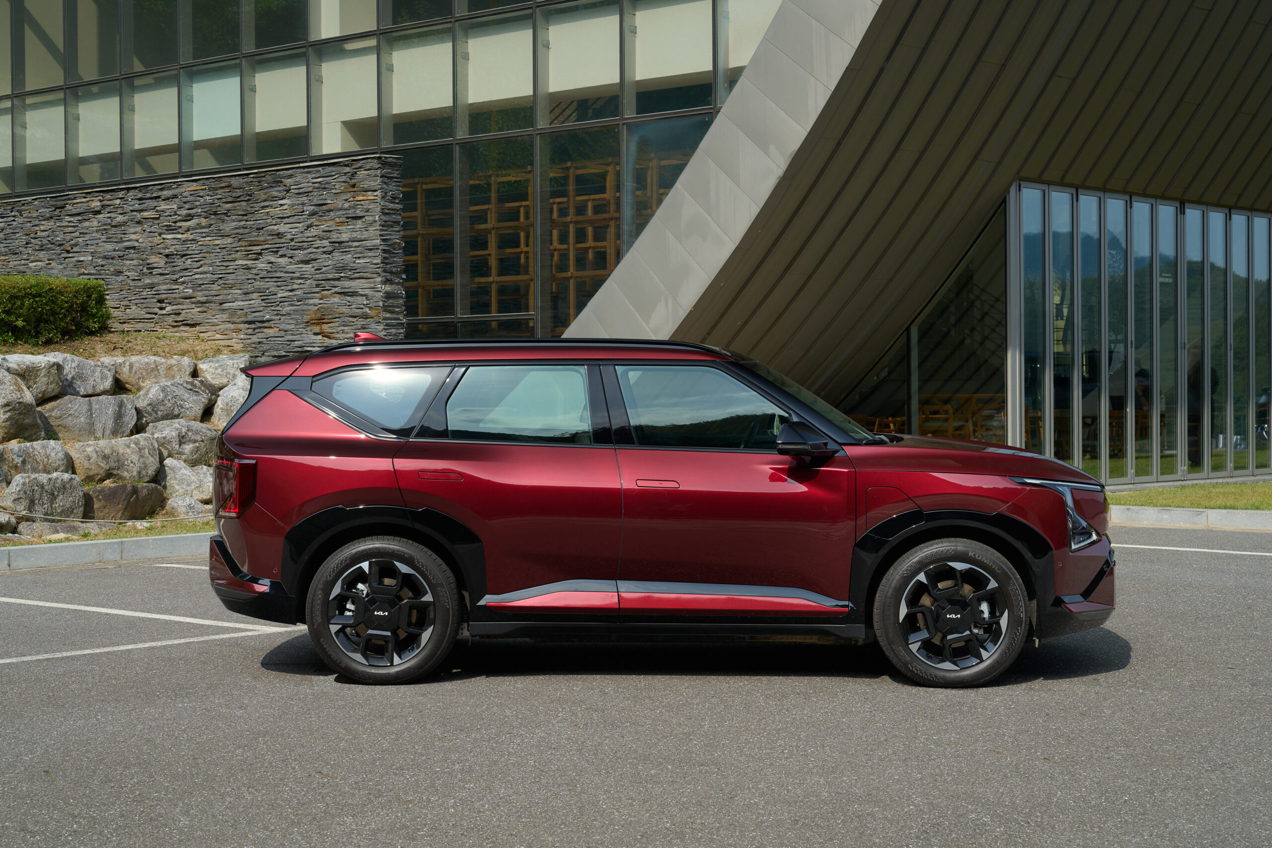 Profil Latéral Kia EV5 Rouge