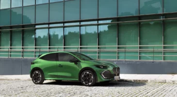 renault-frappe-fort-la-clio-6-devient-un-veritable-mini-coupe-sportif