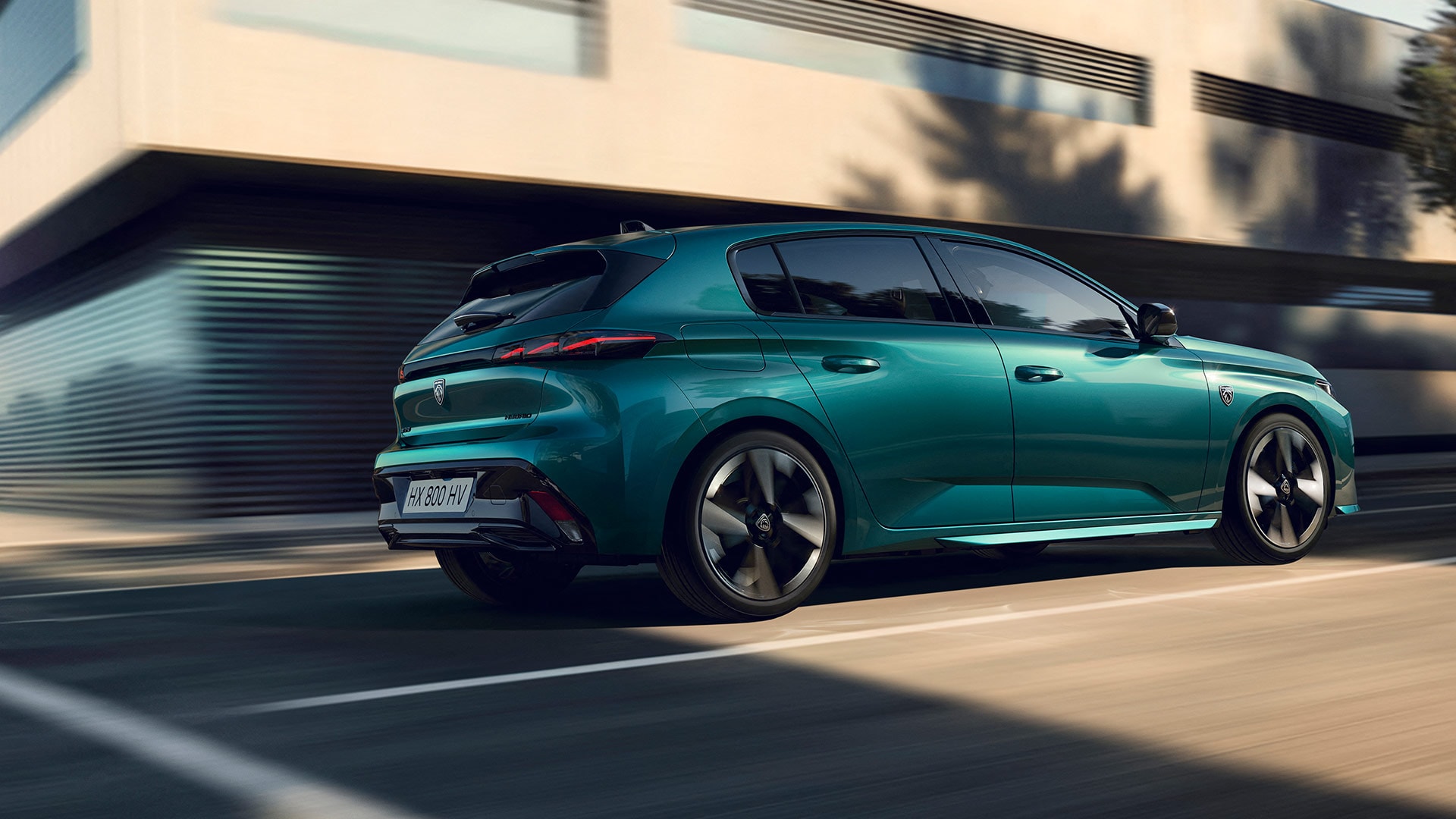 308_PHEV_MAIN_PAGE_ELECTRIFICATION_D_1920x1080_