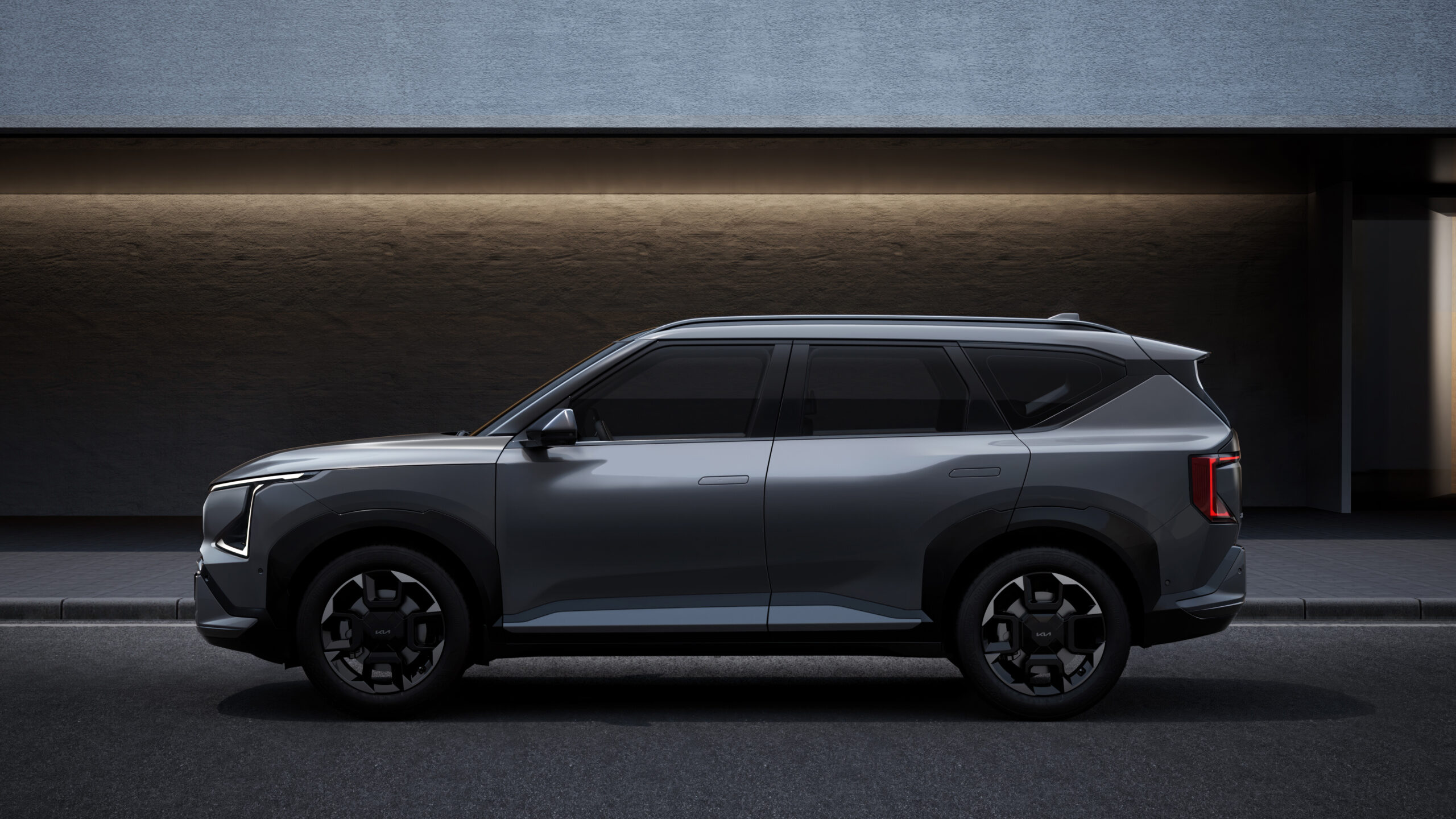 EV5 - GTL exterior - side