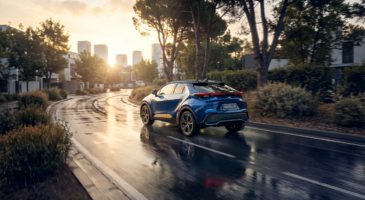 Le Toyota C-HR fête ses 10 ans avec 2,1 millions d'unités vendues
